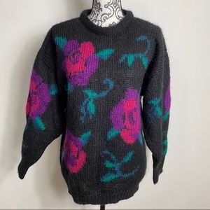Vintage Cambridge Sport Large Floral Rose Eyelash Sweater Black L